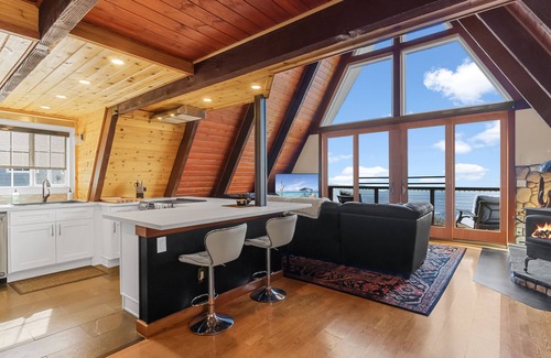 Running Springs Cabin | Rim of the World Views! A-Frame in the Sky - SaunaSpa