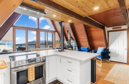 Running Springs Cabin | Rim of the World Views! A-Frame in the Sky - SaunaSpa
