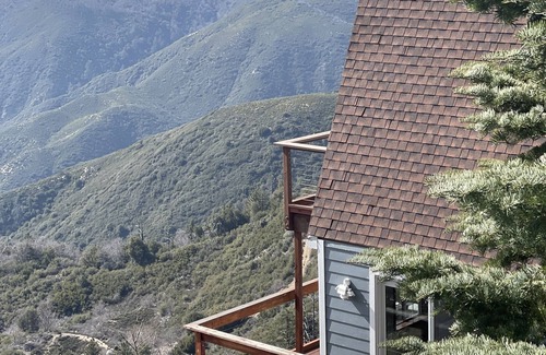 Running Springs Cabin | Rim of the World Views! A-Frame in the Sky - SaunaSpa