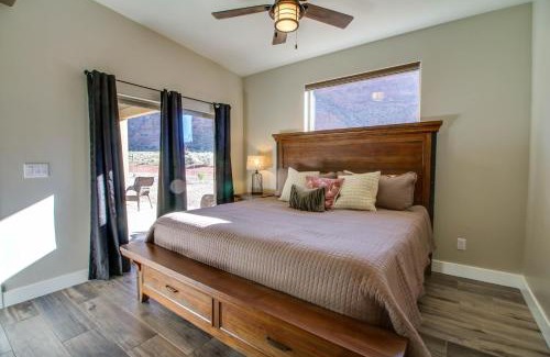Moab South Valley House | Rim View 6