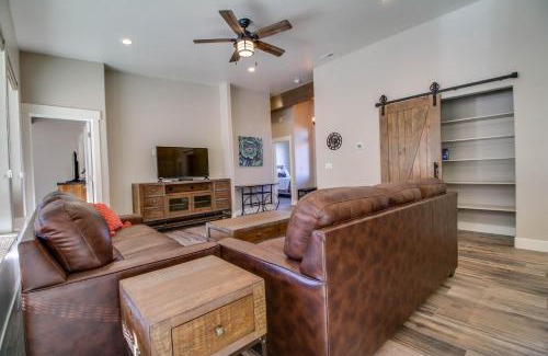 Moab South Valley House | Rim View 6