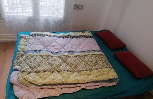 Quartier de la Goutte-d'Or Apartment | Rimk Location