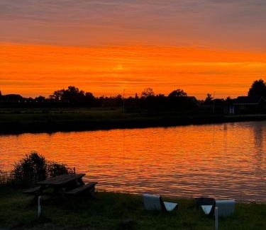 Amsterdam North House | Rina's House - authentiek houten gastenverblijf