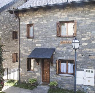 Piedrafita de Jaca House | Rincón de Bachatos Casa Rural