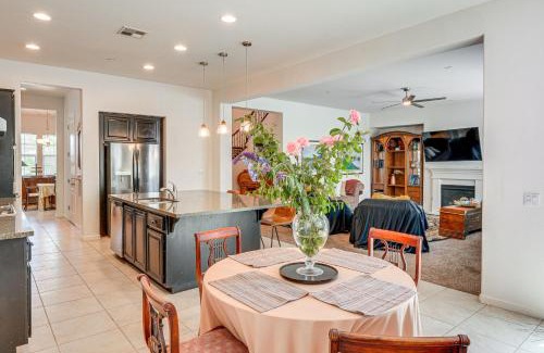 Bakersfield House | Rio Bravo Country Club Home in Bakersfield with Pool