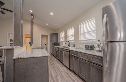 Dallas County House | Ripple: Cozy Cabin, Big Adventure Near Bennett Spring and the Niangua River