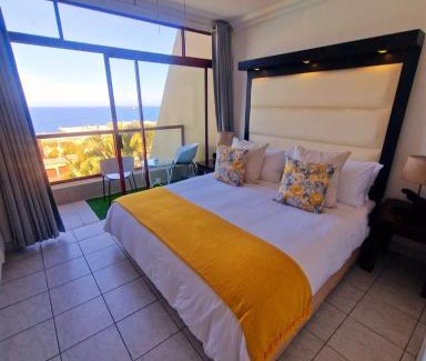 Umdloti Apartment | Ripple In Time -BBQ - Aircons- 4 Adults 2 kids