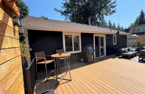 Gold Bar House | Ripple & Roam - Pet friendly riverfront w/Hot Tub, Grill & Fire-pit in Gold Bar