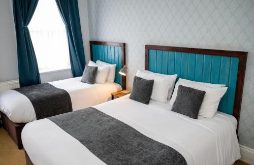 Cleeve Hill Hotel | Rising Sun Hotel by Greene King Inns