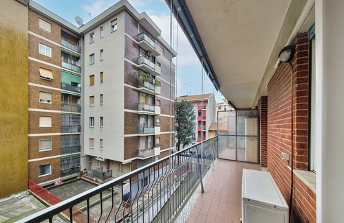Rondinella - Baraggia - Restellone Apartment | Risorgimento 300 - One Bedroom Apartment, Sleeps 4