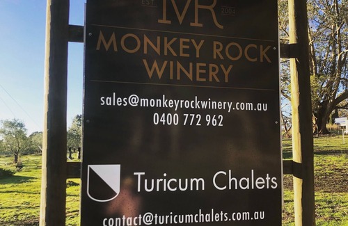 Ocean Beach Ski Chalet | Rita @ Monkey Rock Winery