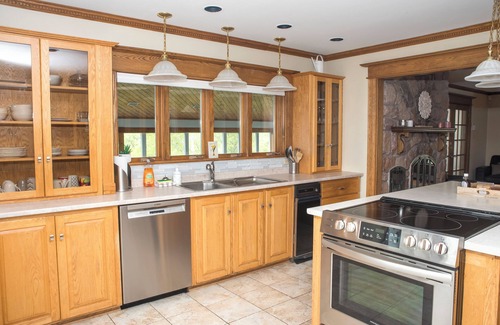 Cape Breton Regional Municipality Cottage | Rita’s Retreat Main House ~ Indoor Saltwater Pool ~ with Lake View!