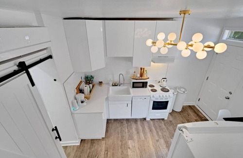 Center City House | Rittenhouse Trinity Stay | 2BR | 2BA | Fast Wi-Fi