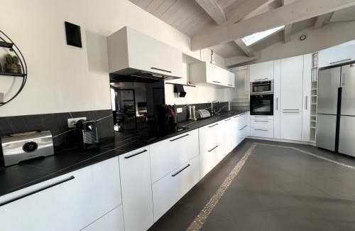 Sainte-Marie-de-Re House | RIVAGE Maison spacieuse avec piscine et spa