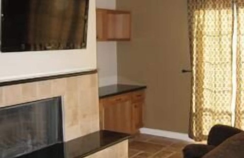 Bullhead City Condo | River/Beach/Marina View Condo - Snowbirds welcome!