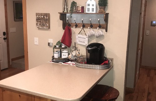 Hiawassee Cabin | River Cabin,Lrg Hot Tub,Inner Tubing,Pool,Trout Fishin,20 Min to Helen