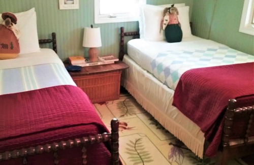 Scottsville Cottage | River cabin on the banks of the Genesee