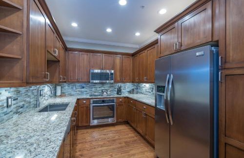 Telluride Apartment | River Club 104 by Alpine Lodging Telluride