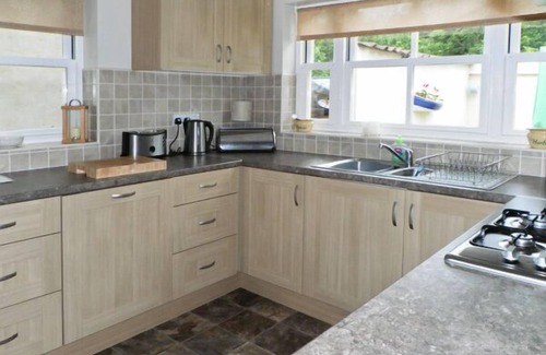 Staithes Cottage | RIVER COTTAGE, family friendly, country holiday cottage in Staithes