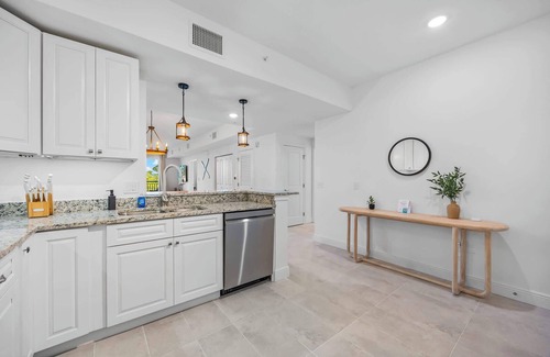 Merritt Island Condo | RIVER FLY IN: Garden View