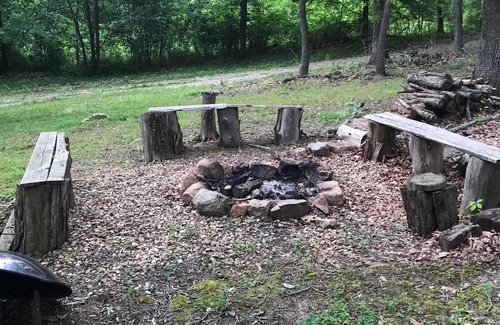 Fredericktown Cabin | River front property HOT TUB, Kayak, tubing, and fishing