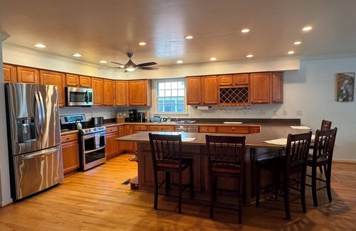 Colonial Beach House | River Gem: Family-Friendly Stay | Fire Pit & Porch