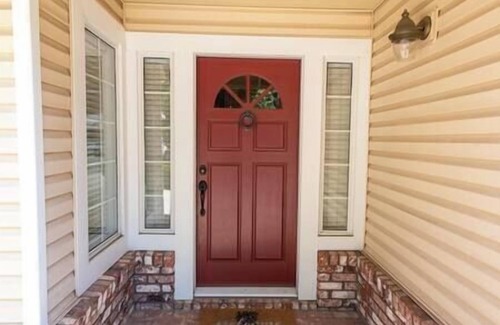 Grass Valley House | River House Grass Valley Family Getaway