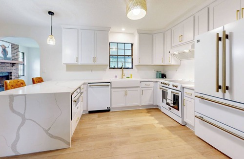 St. Augustine House | River House Retreat