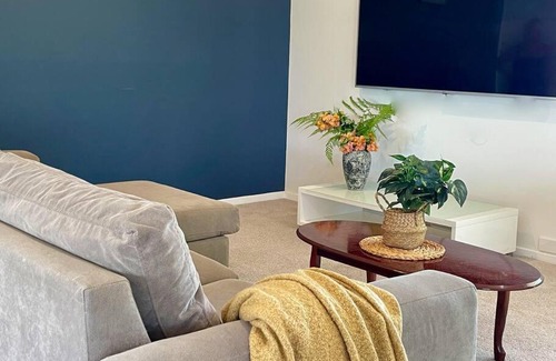 Tweed Heads West House | River Lifestyle in Tweed