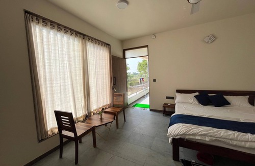 Vadgam Resort | River Resort