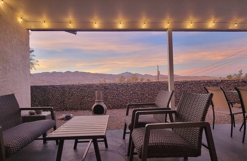 Bullhead City House | River Retreat Family Home for 8-Pet Friendly, Under 1 mile to Boat Ramp