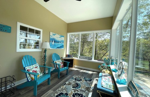 Lancaster House | River Retreat, Slice of Heaven, Tranquility, Fishing, Kayak, Crabbing, 4BR, Pet