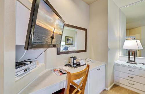 Century West House | River Ridge 330B - Meredith Lodging