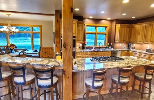 Ingalls House | River Ridge Lodge: Luxury Lodge on the Menominee River