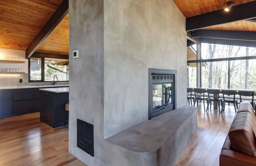 Hood House | River Ridge Overlook - Modern Riverfront Retreat | Luxe 3BR Hideaway on 20+ Acre