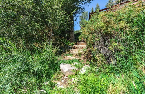 Snowmass Village Condo | 'River's Bend' Snowmass Condo: Bike, Hike & Ski!