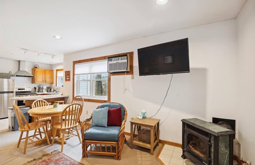 Stowe Area Condo | River's Edge 308: 1 br, fireplace, a/c, walkable to Village, free ski shuttle!
