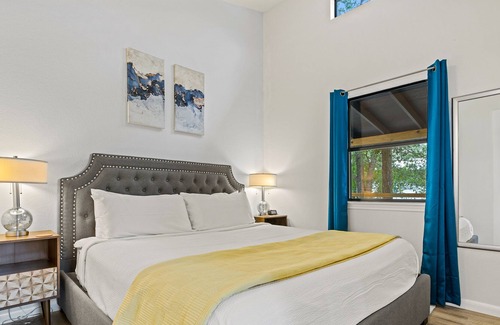 Fredericksburg Cottage | River's Edge Cottage with river views & access - near wineries & town