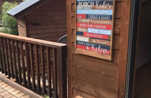 Lake City House | River's Edge - Great Deck Right to the River