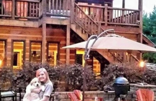 Charleston Cabin | River's Edge on the Hiawassee River