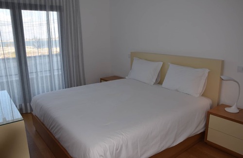 Seixal Apartment | * River Terraces * Superb residence in the south bay of Lisbon, on the banks of the Tagus River