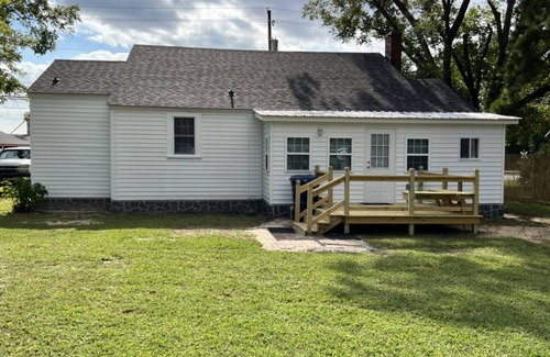 Belhaven House | "River Town Cottage"