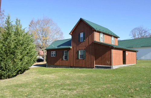 Damascus House | River Trail Cabins The Lodge 4 Bedroom House on the Creeper Trail