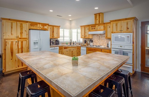 Three Rivers House | River Trail House - River and 4 Bedrooms