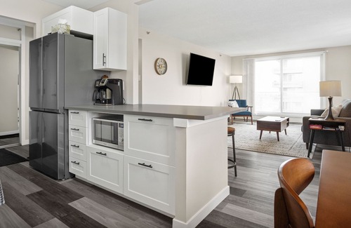 Saskatoon Downtown Condo | RIVER VIEW 2BD CONDO IN THE HEART OF THE CITY