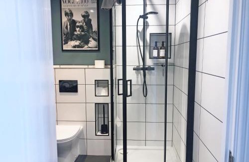 Southampton Apartment | River View Apartment - 1 Bedroom
