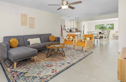 Rainbow Groves House | River View Home w Boat Dock!