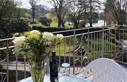 Liskeard Cottage | River View Villa - CV44