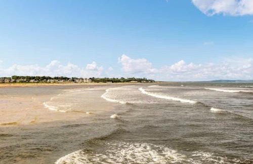 Nairn Apartment | River views 5 mins from beach