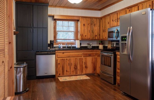 Blue Ridge Apartment | River Zen, A Toccoa River Retreat